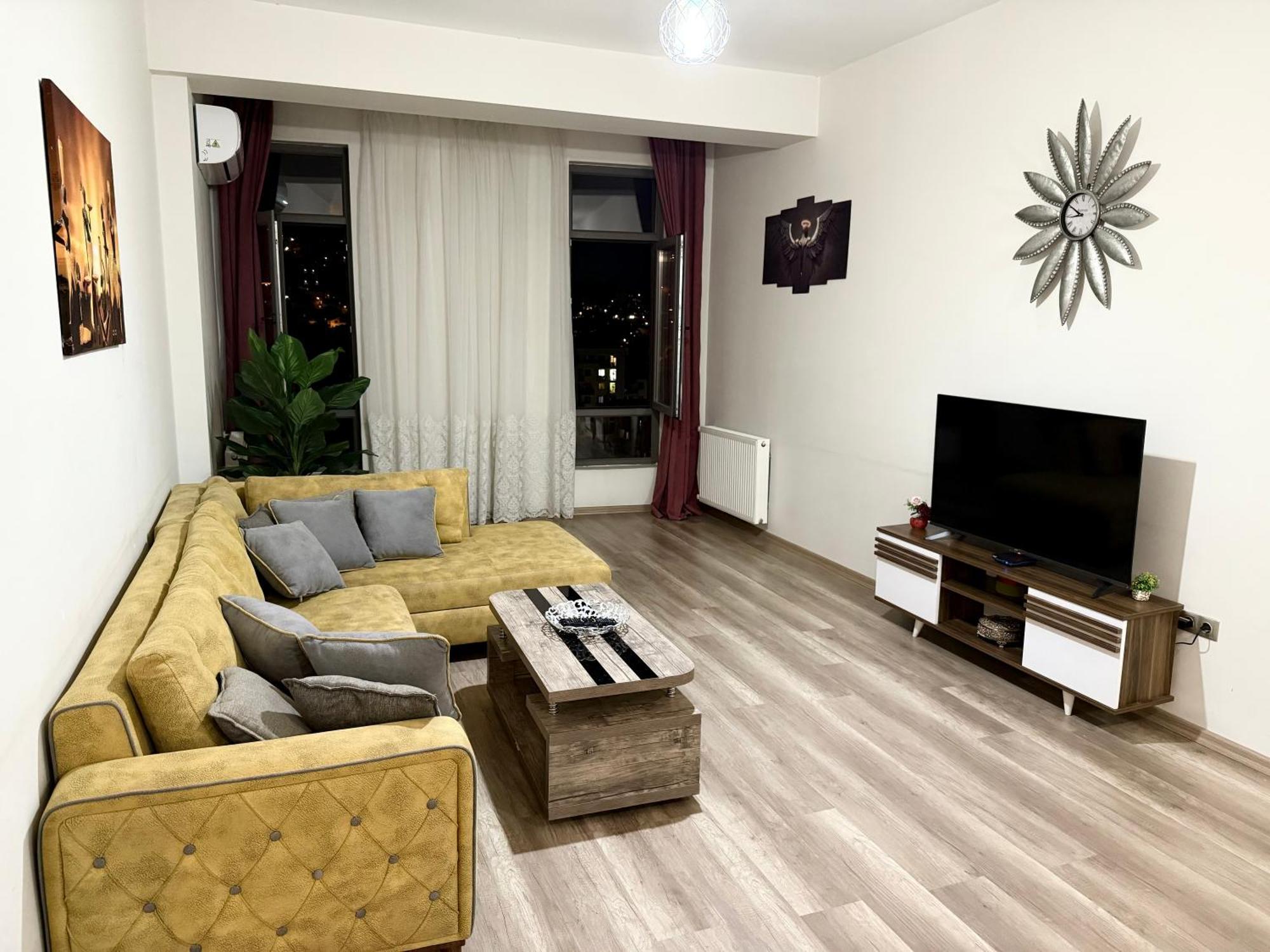 Apartment in Tbilisi “Green Budapest “ Bagian luar foto