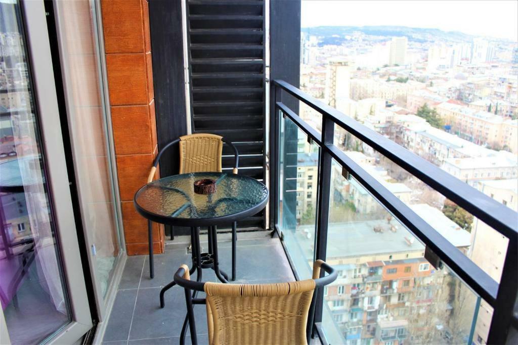 Apartment in Tbilisi “Green Budapest “ Bagian luar foto